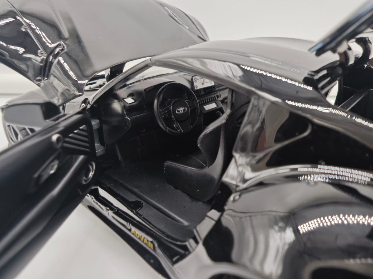 Toyota Supra GR Liberty Walk (LB-WORKS) - Escala 1/24 - c/Luz y Sonido - (sin caja)