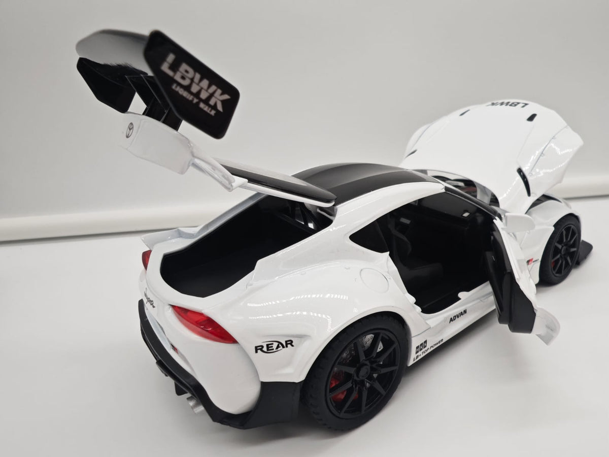 Toyota Supra GR Liberty Walk (LB-WORKS) - Escala 1/24 - c/Luz y Sonido - (sin caja)