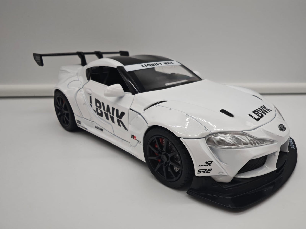 Toyota Supra GR Liberty Walk (LB-WORKS) - Escala 1/24 - c/Luz y Sonido - (sin caja)