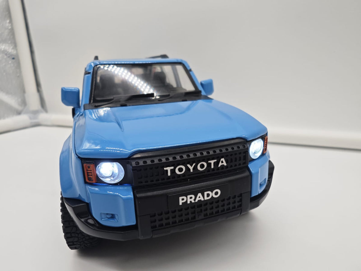 Toyota Land Cruiser Prado Serie 250 (2026) - Escala 1/24 - c/Luz y Sonido - (sin caja)