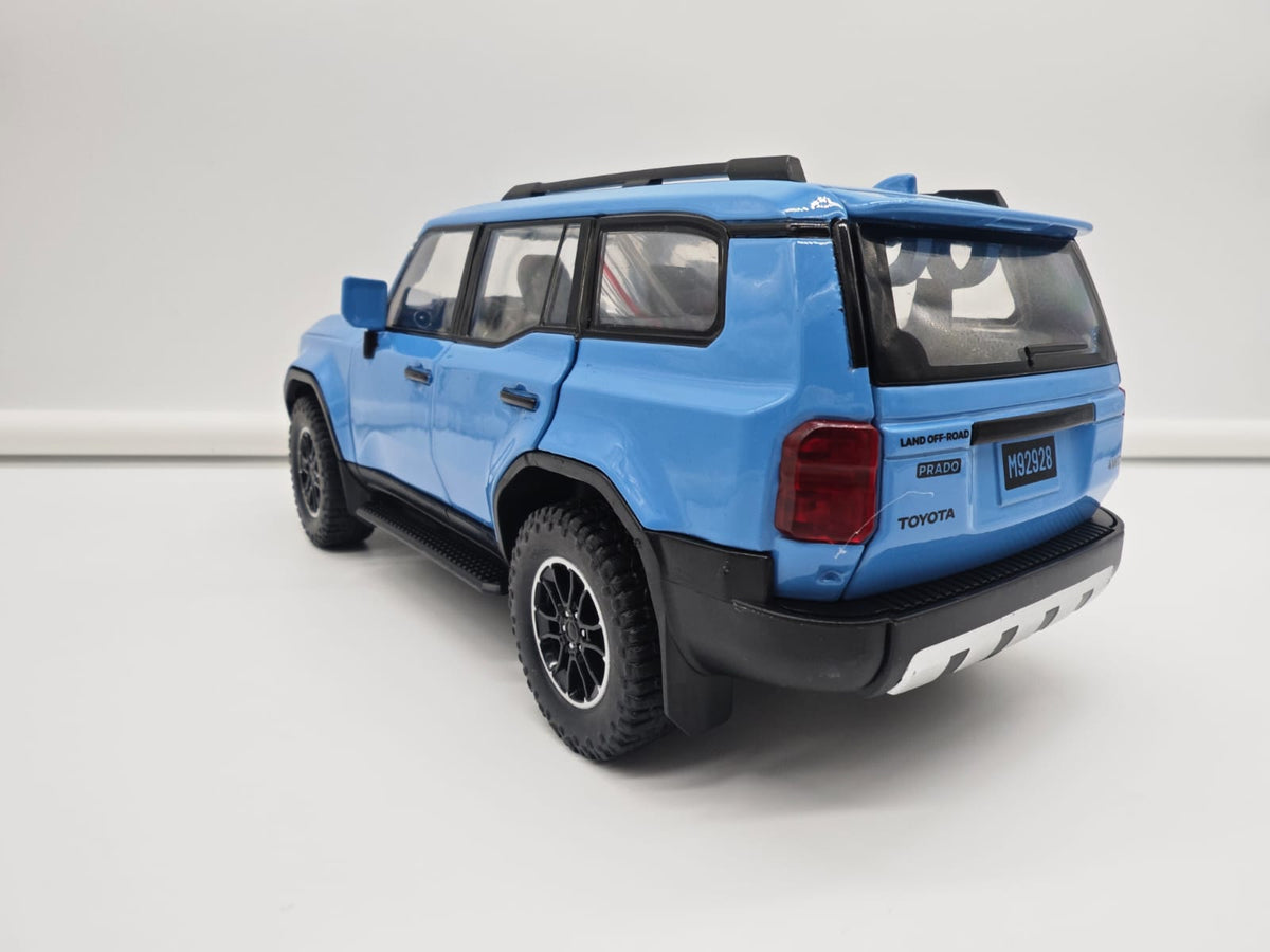 Toyota Land Cruiser Prado Serie 250 (2026) - Escala 1/24 - c/Luz y Sonido - (sin caja)