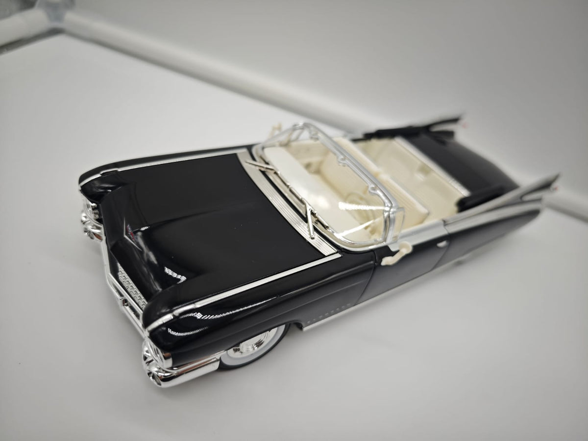 Cadillac El Dorado 1959 - Escala 1/24 - c/Luz y Sonido - (sin caja)