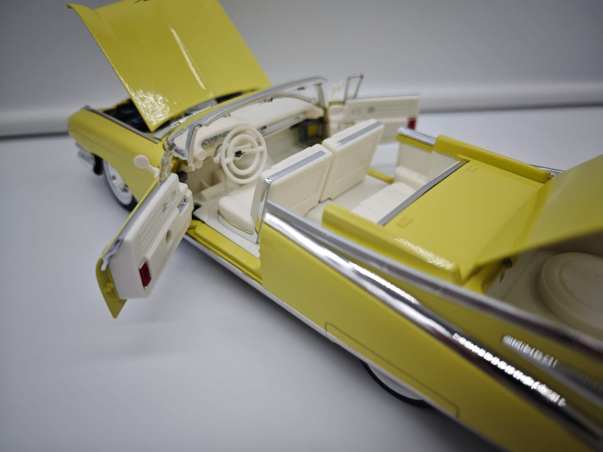 Cadillac El Dorado 1959 - Escala 1/24 - c/Luz y Sonido - (sin caja)