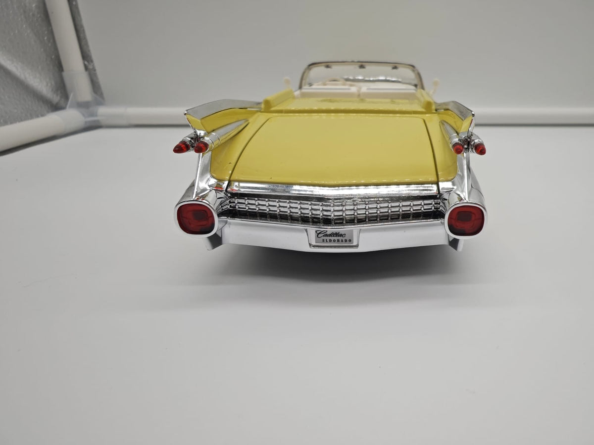 Cadillac El Dorado 1959 - Escala 1/24 - c/Luz y Sonido - (sin caja)