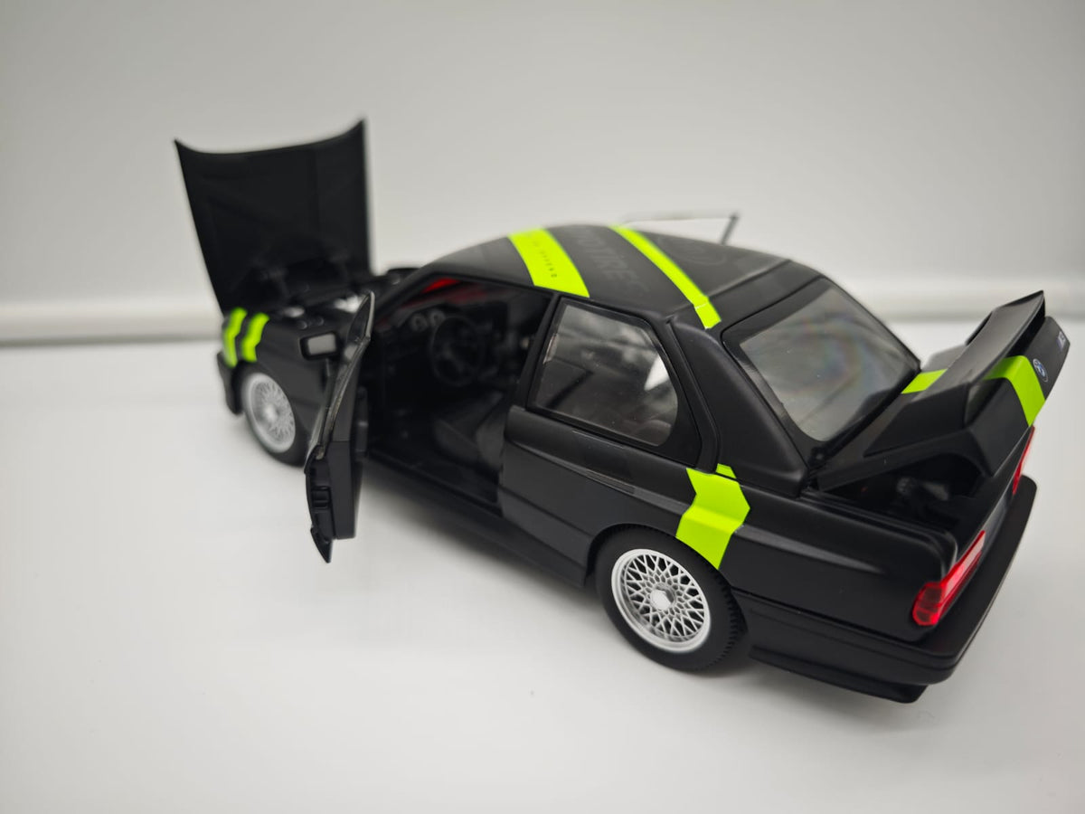 BMW M3 E30 DTM / CUSTOM - Escala 1/24 - c/Luz y Sonido - (sin caja)