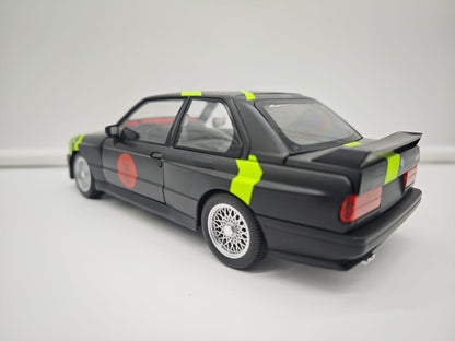 BMW M3 E30 DTM / CUSTOM - Escala 1/24 - c/Luz y Sonido - (sin caja)