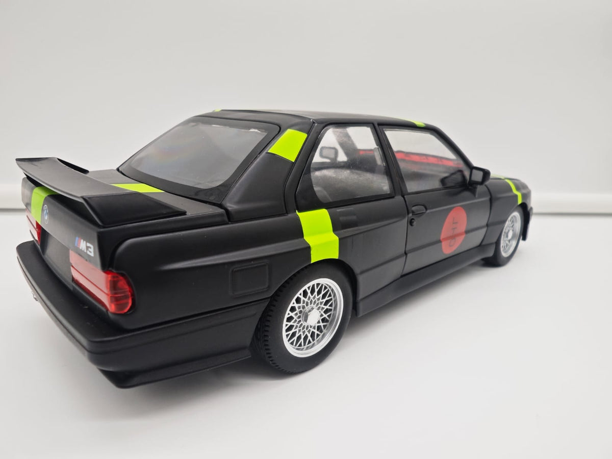 BMW M3 E30 DTM / CUSTOM - Escala 1/24 - c/Luz y Sonido - (sin caja)