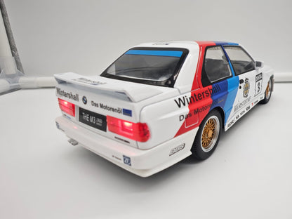 BMW M3 E30 DTM / CUSTOM - Escala 1/24 - c/Luz y Sonido - (sin caja)
