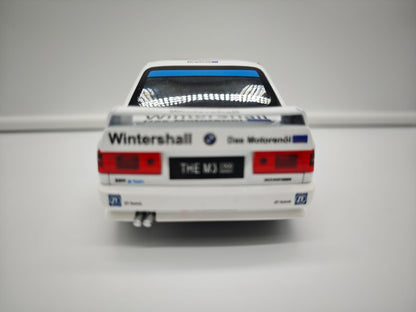 BMW M3 E30 DTM / CUSTOM - Escala 1/24 - c/Luz y Sonido - (sin caja)
