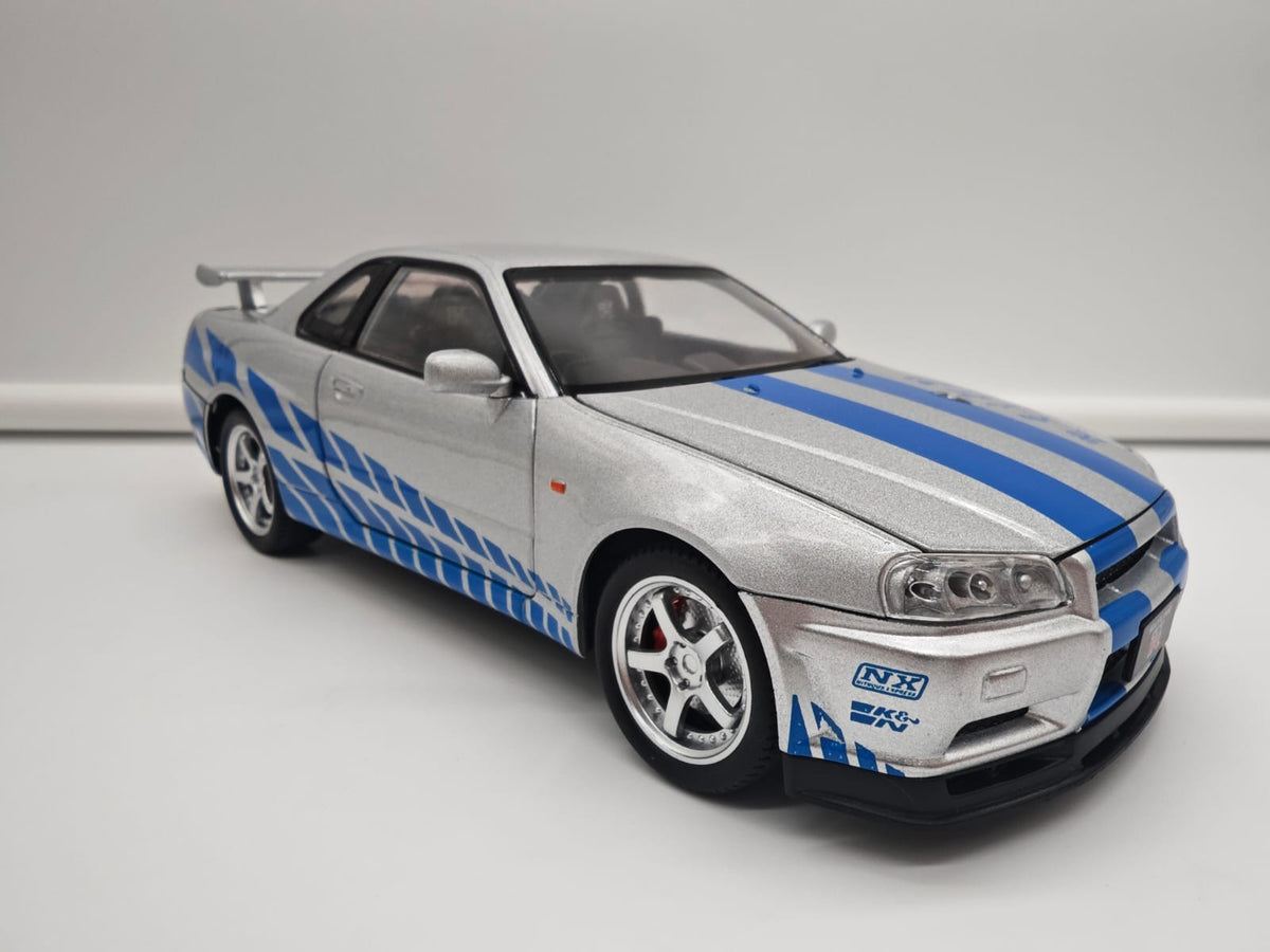Nissan Skyline GT-R R34 2002 Brian O'Conner Rapido y Furioso - Escala 1/24 - c/Luz y Sonido - (sin caja)