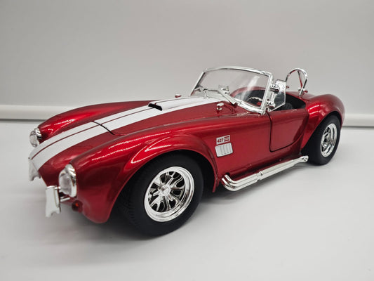 Shelby Cobra 427 S/C 1965 - Escala 1/24 - c/Luz y Sonido - (sin caja)