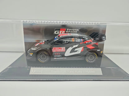 Toyota GR Yaris Rally 1 Hybrid - #17 Sebastien Ogier  - Escala 1/43 - Burago