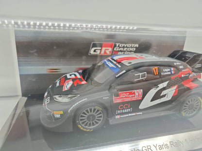 Toyota GR Yaris Rally 1 Hybrid - #17 Sebastien Ogier  - Escala 1/43 - Burago