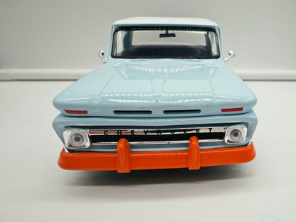 Chevy C10 Pickup 1966 Gulf - Escala 1/24 - MotorMax - (Sin caja)