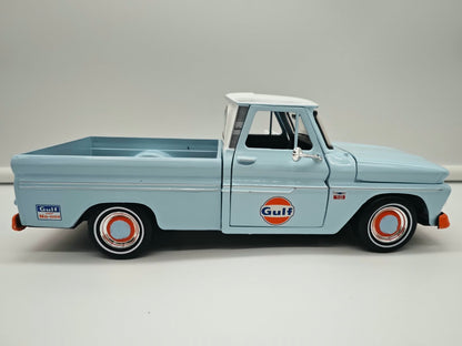 Chevy C10 Pickup 1966 Gulf - Escala 1/24 - MotorMax - (Sin caja)