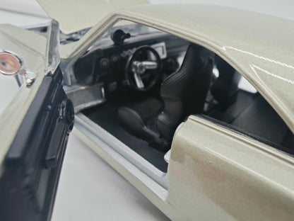 Dodge Charger R/T 1969 - Escala 1/24 - Maisto - (Sin caja)