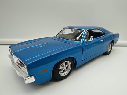 Dodge Charger R/T 1969 - Escala 1/24 - Maisto - (Sin caja)