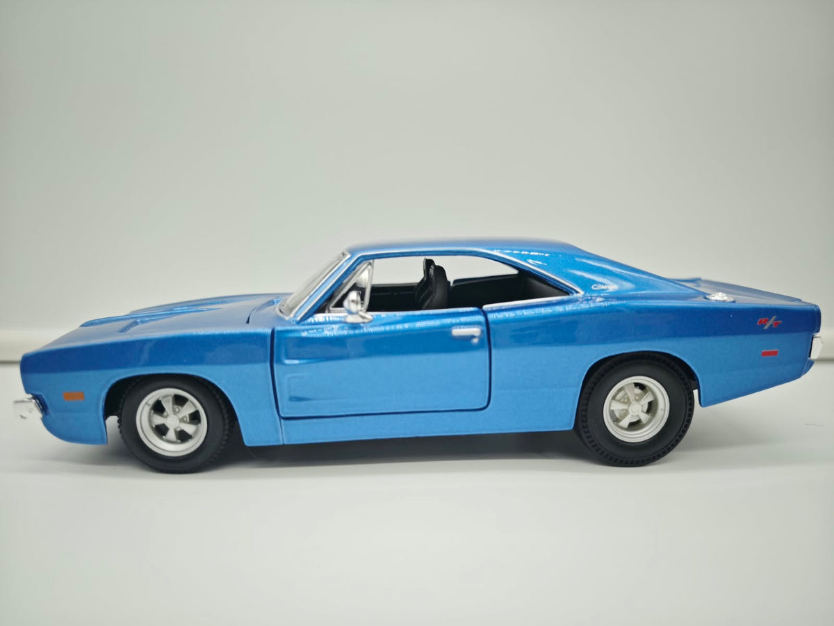 Dodge Charger R/T 1969 - Escala 1/24 - Maisto - (Sin caja)