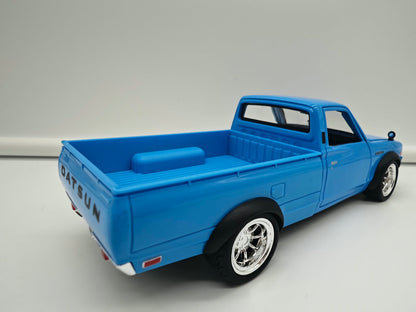 Datsun 620 Pick-Up 1973 - Escala 1/24 - Maisto - (Sin caja)