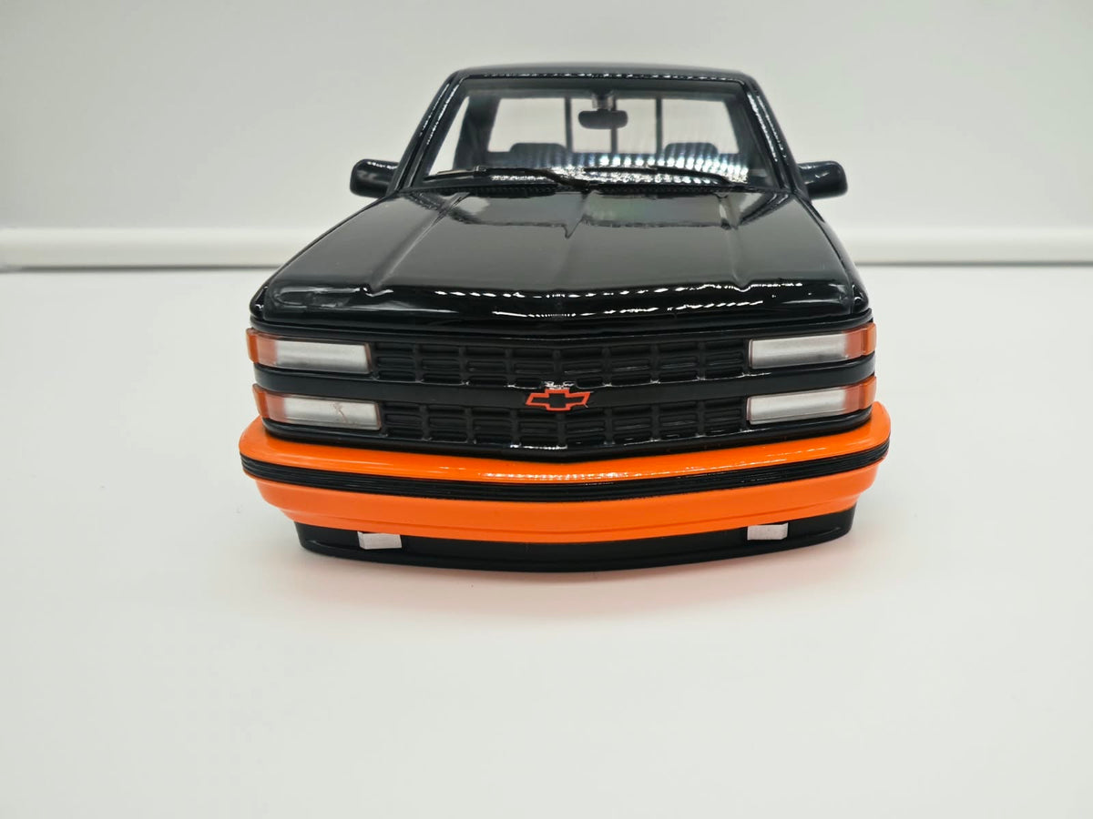 Chevrolet Silverado 454 SS "Harley Davidson" - Escala 1/24 - Maisto - (Sin caja)