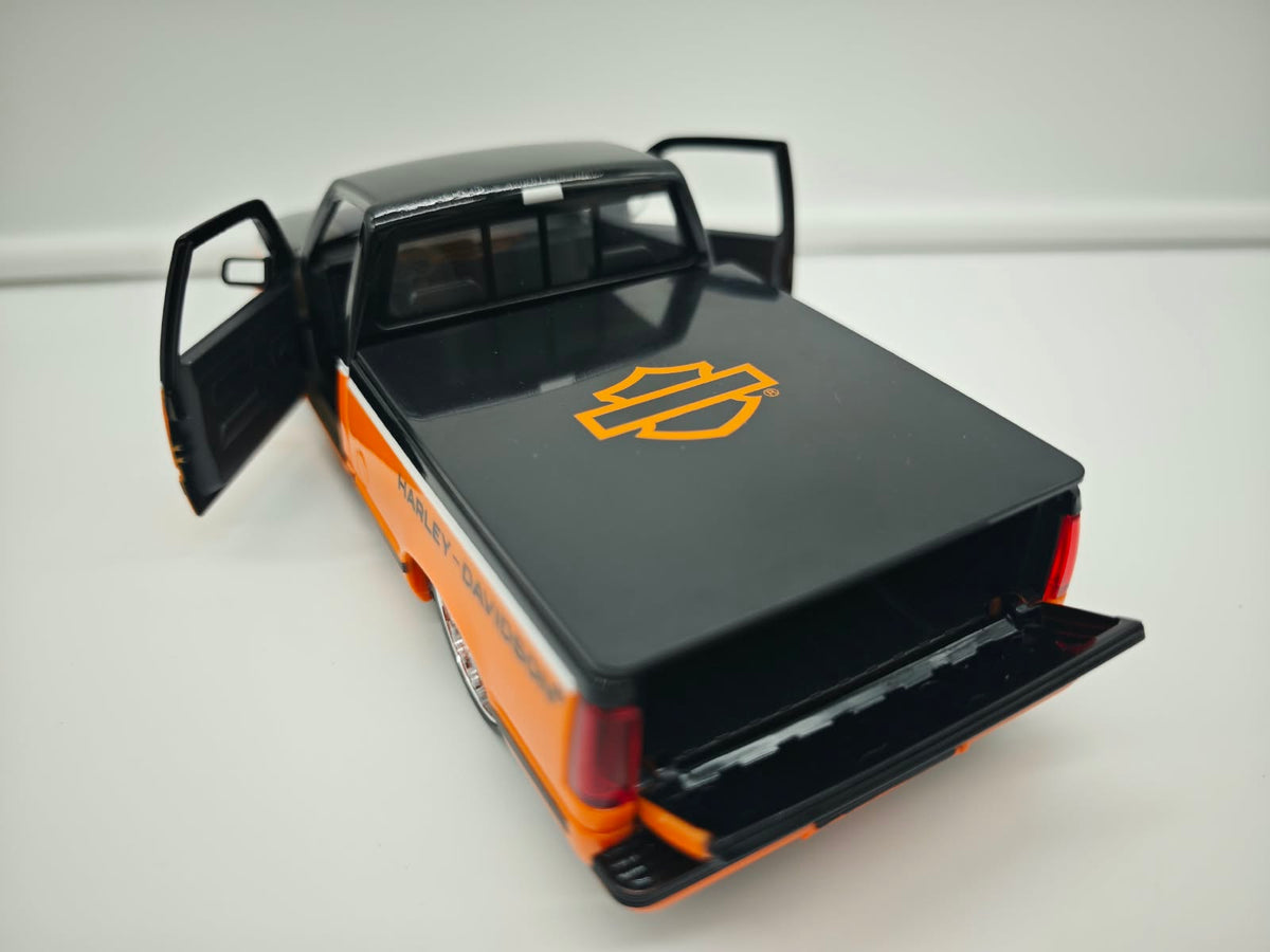 Chevrolet Silverado 454 SS "Harley Davidson" - Escala 1/24 - Maisto - (Sin caja)