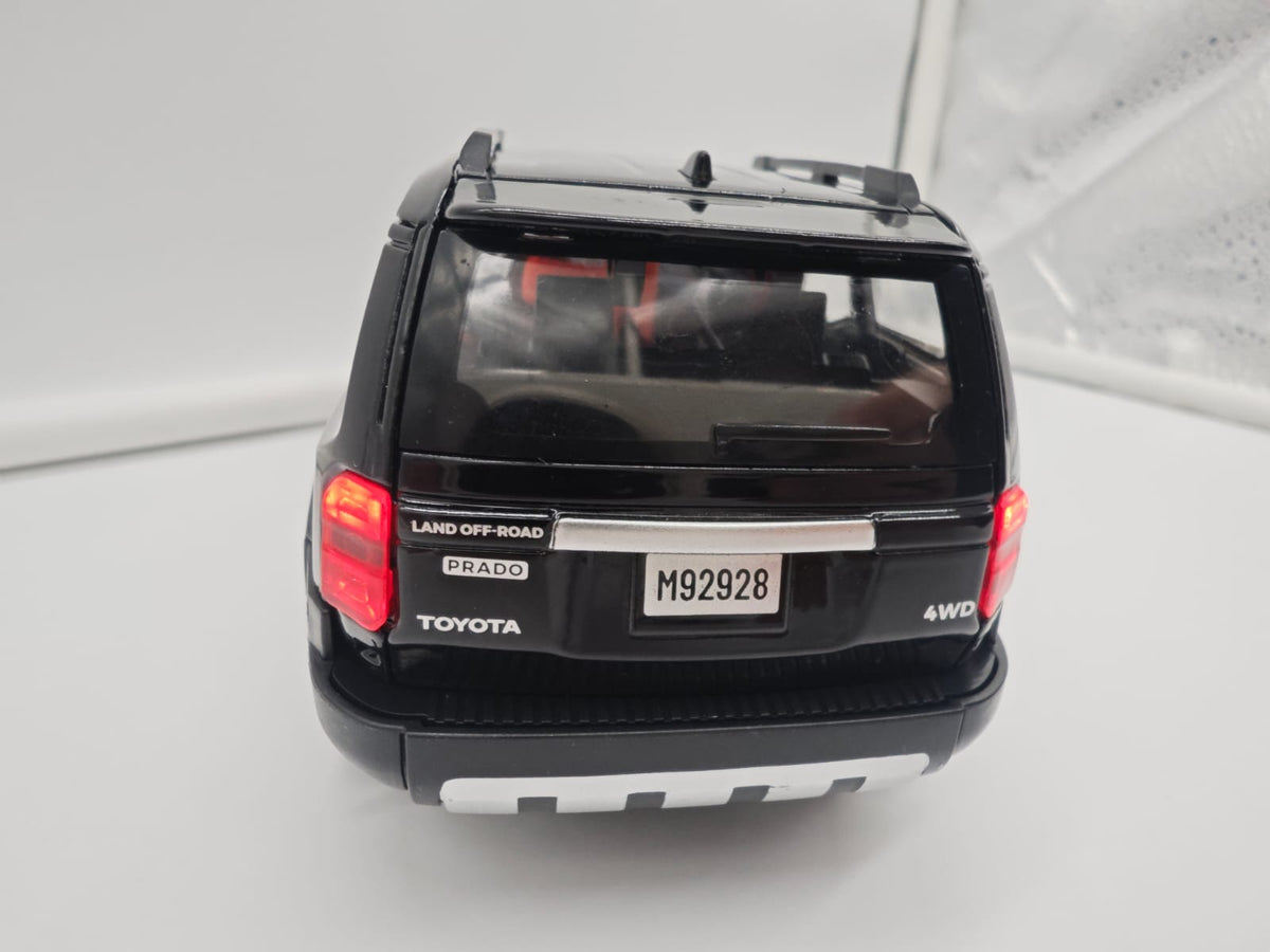 Toyota Land Cruiser Prado Serie 250 (2026) - Escala 1/24 - c/Luz y Sonido - (sin caja)