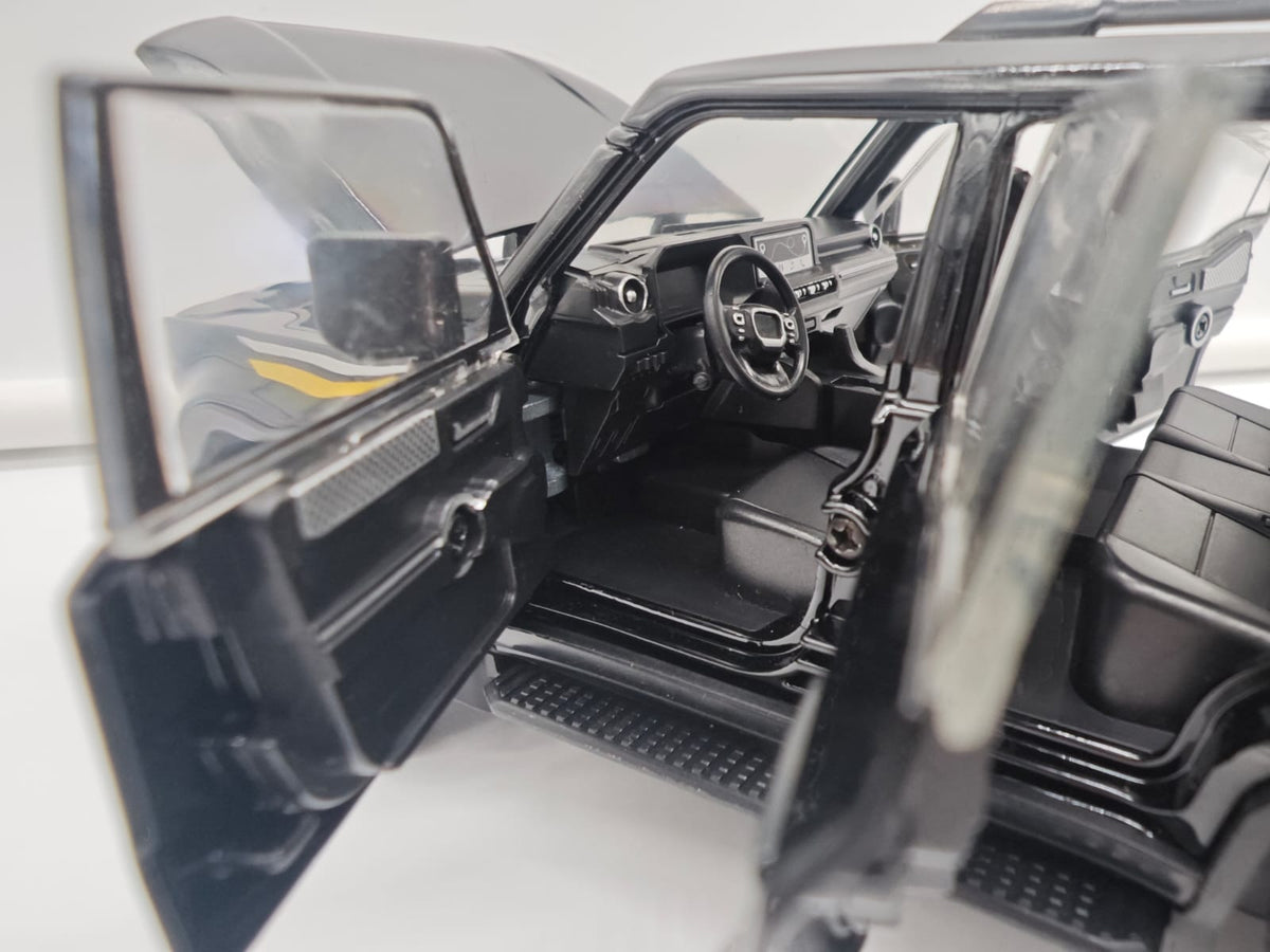 Toyota Land Cruiser Prado Serie 250 (2026) - Escala 1/24 - c/Luz y Sonido - (sin caja)