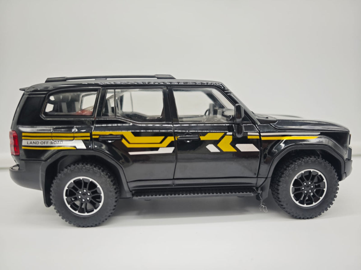 Toyota Land Cruiser Prado Serie 250 (2026) - Escala 1/24 - c/Luz y Sonido - (sin caja)
