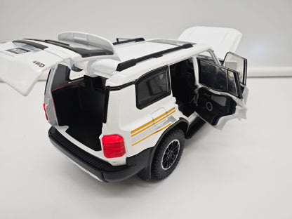 Toyota Land Cruiser Prado Serie 250 (2026) - Escala 1/24 - c/Luz y Sonido - (sin caja)