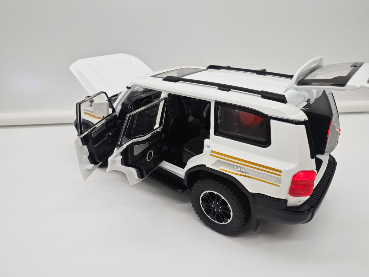 Toyota Land Cruiser Prado Serie 250 (2026) - Escala 1/24 - c/Luz y Sonido - (sin caja)