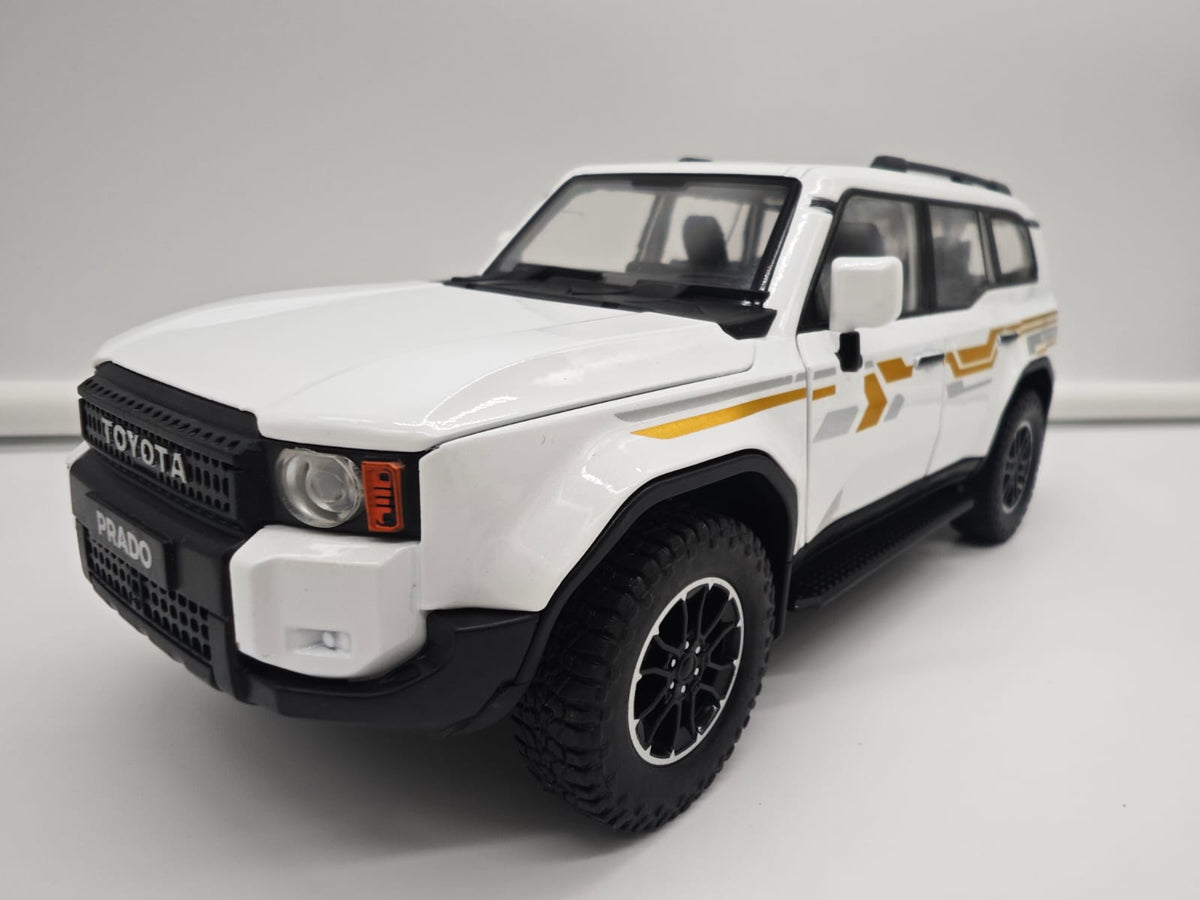Toyota Land Cruiser Prado Serie 250 (2026) - Escala 1/24 - c/Luz y Sonido - (sin caja)