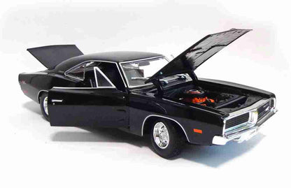 Dodge Charger R/T 1969 - Escala 1/18 - Maisto